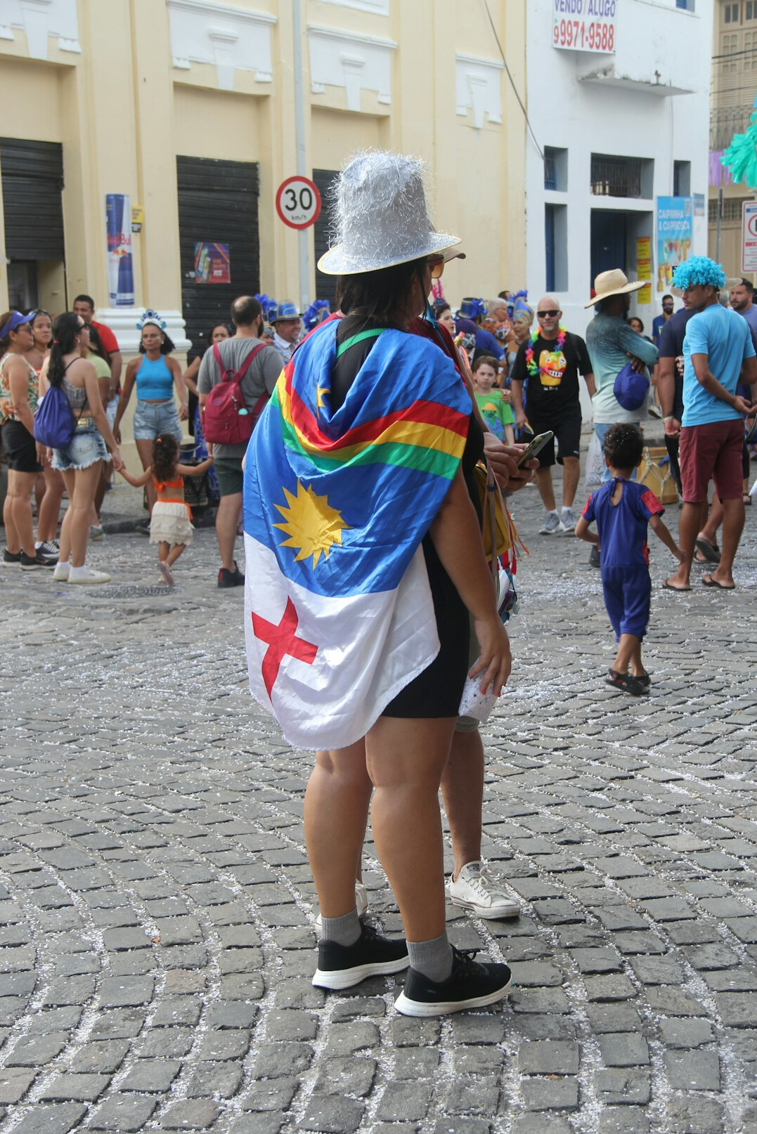 Two Brazilian people having a meaningful one-on-one conversation